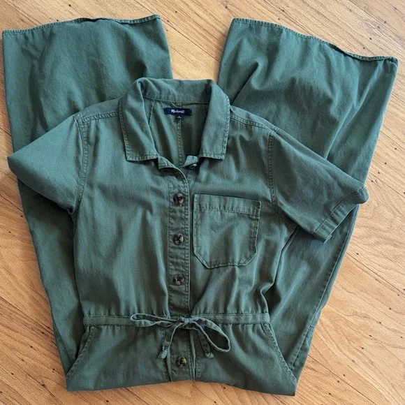 Madewell Olive Green Short-Sleeve Cropped Wide Leg Utility Jumpsuit - Picture 3 of 7